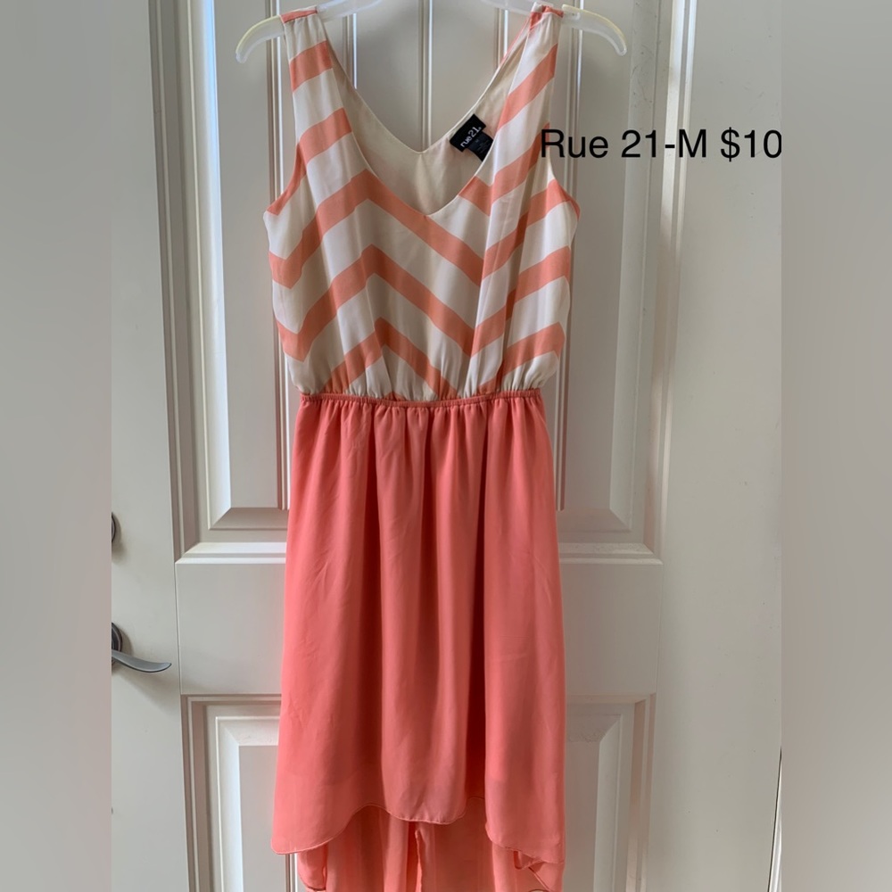 Rue 21. M